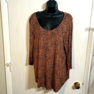 Evri modern woman’s Tee pull over long sleeve boat neck